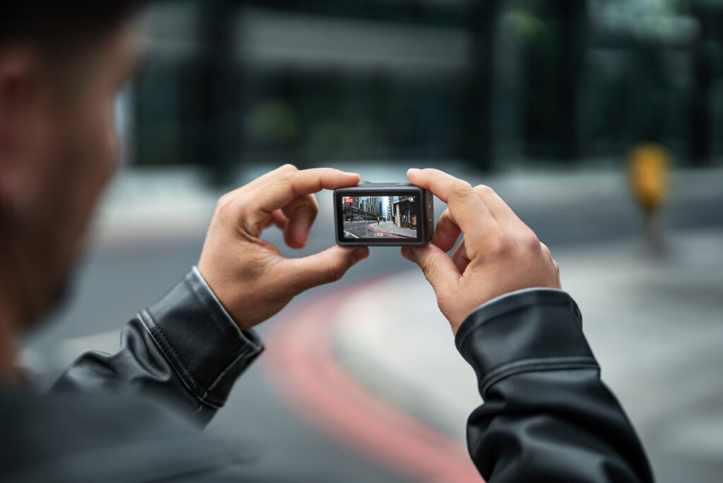 Which Camera is Right for Your Summer? Comparing Five Top Products from Droni.lv