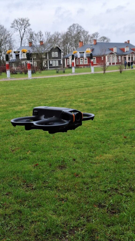 Top 10 drone-friendly vietas Latvijā un drošības padomi